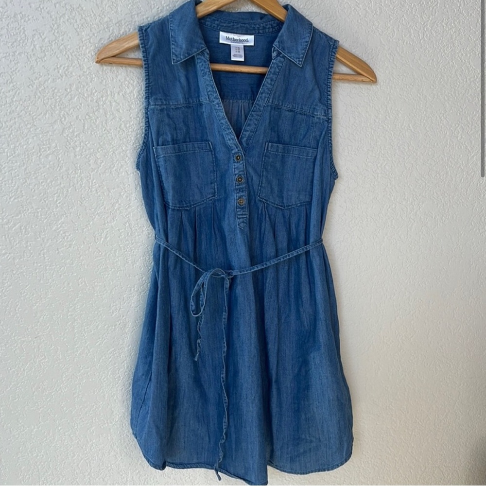 Motherhood Maternity Button Down Shirt Denim Blue size Medium